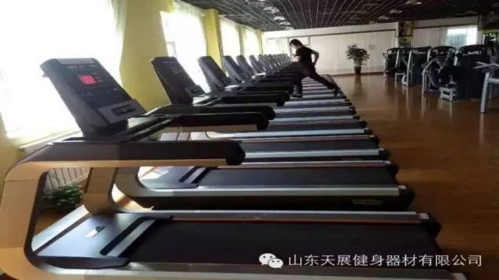 健身APP促進(jìn)商家的服務(wù)轉(zhuǎn)型，推動(dòng)健身行業(yè)轉(zhuǎn)型升級(jí)。