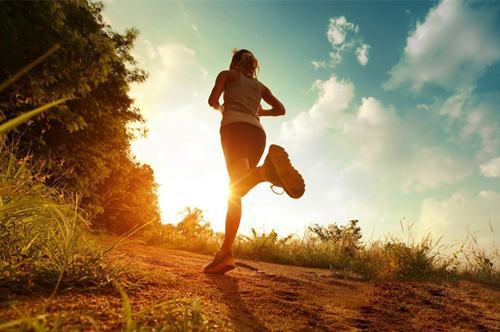 運(yùn)動小白不用愁，這五招燃脂運(yùn)動幫你瘦 